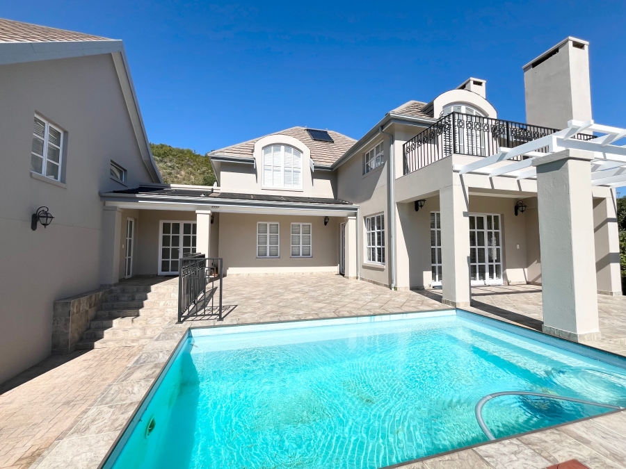 5 Bedroom Property for Sale in The Village Western Cape